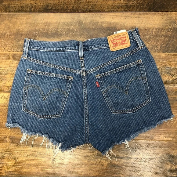 Levi’s 501 buttonfly jean shorts high waist - Picture 1 of 8